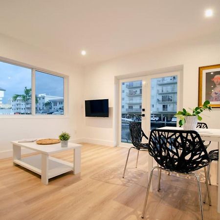 Casa Canal North Miami Beach Buitenkant foto